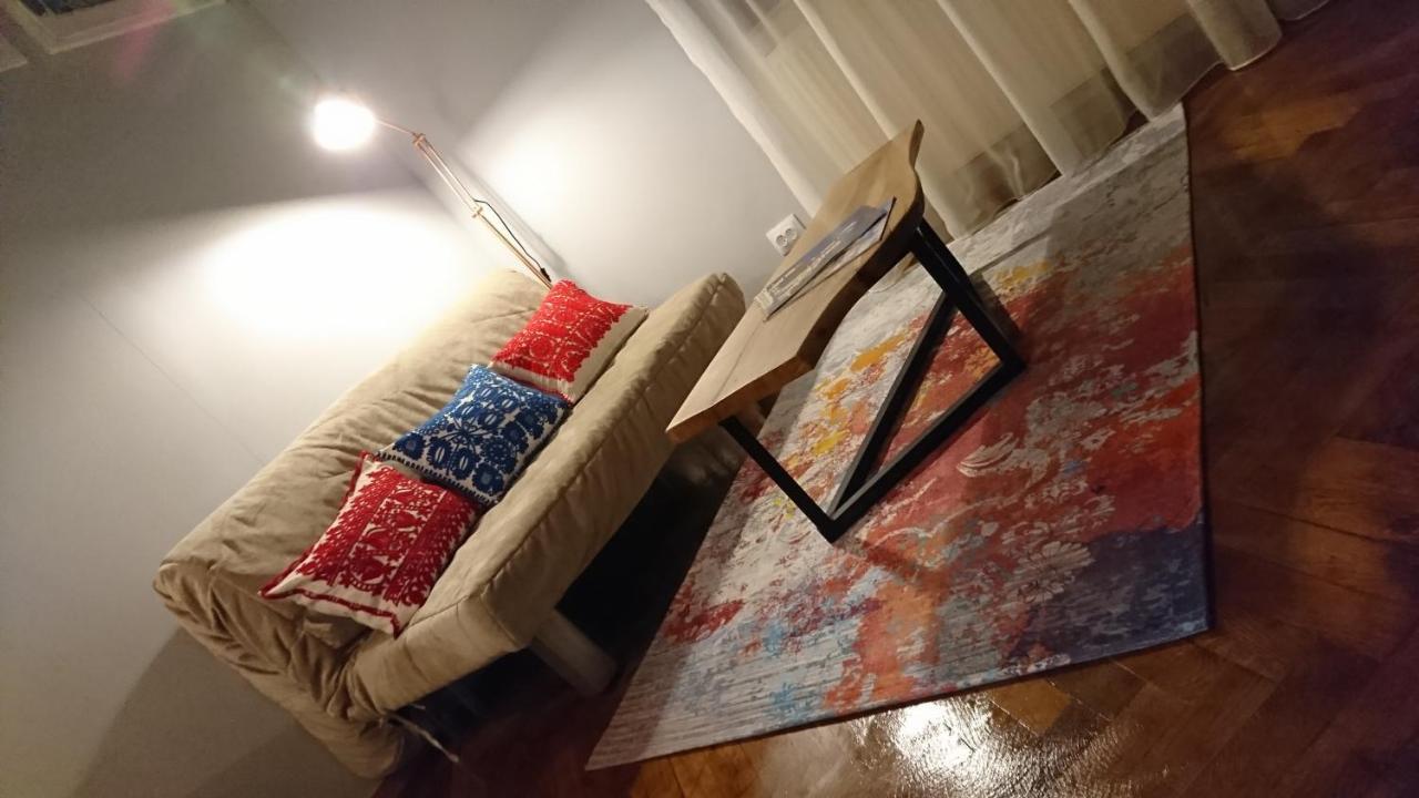 Black Gate - 2 Bedroom Apartment In The Heart Of Old Town With Free Private Secured Parking Brašov Exteriér fotografie