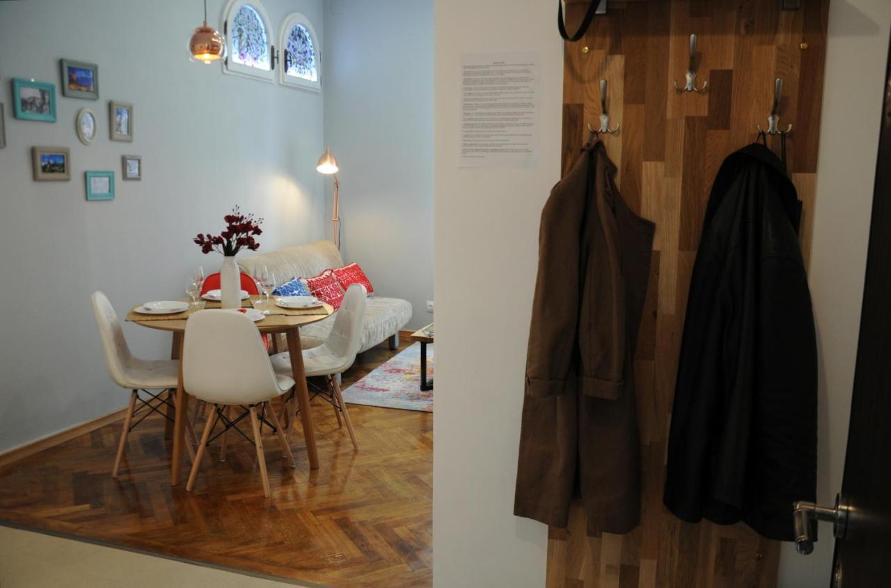 Black Gate - 2 Bedroom Apartment In The Heart Of Old Town With Free Private Secured Parking Brašov Exteriér fotografie